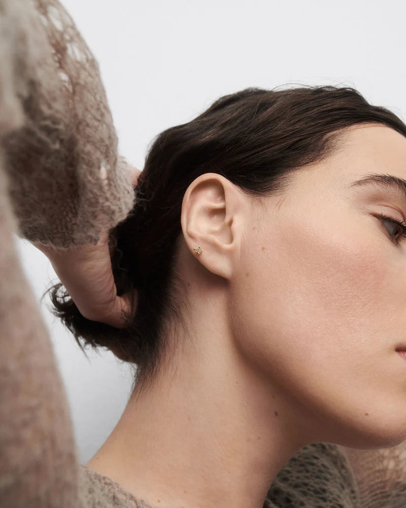 Grey Fleur single earring