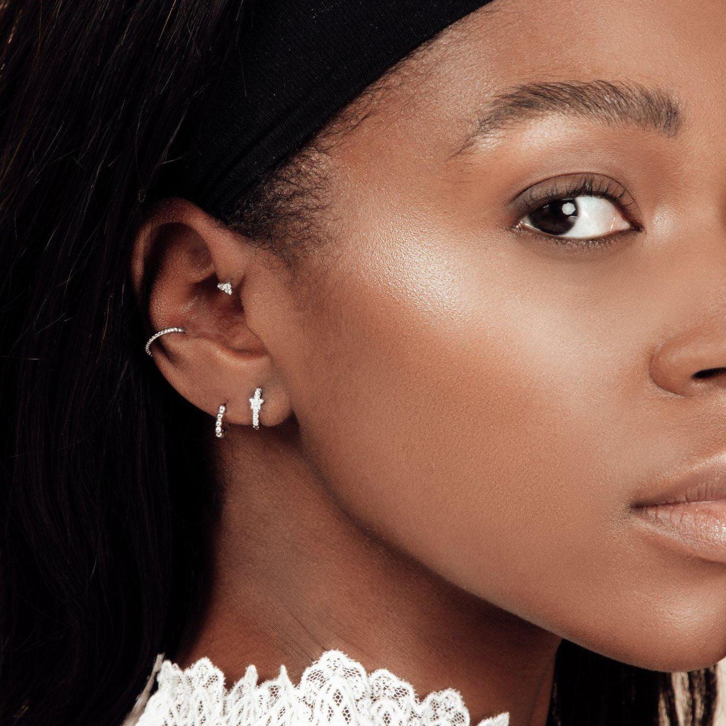 Etoile White Gold Plated Star Tiny Single Huggie Hoop Earring