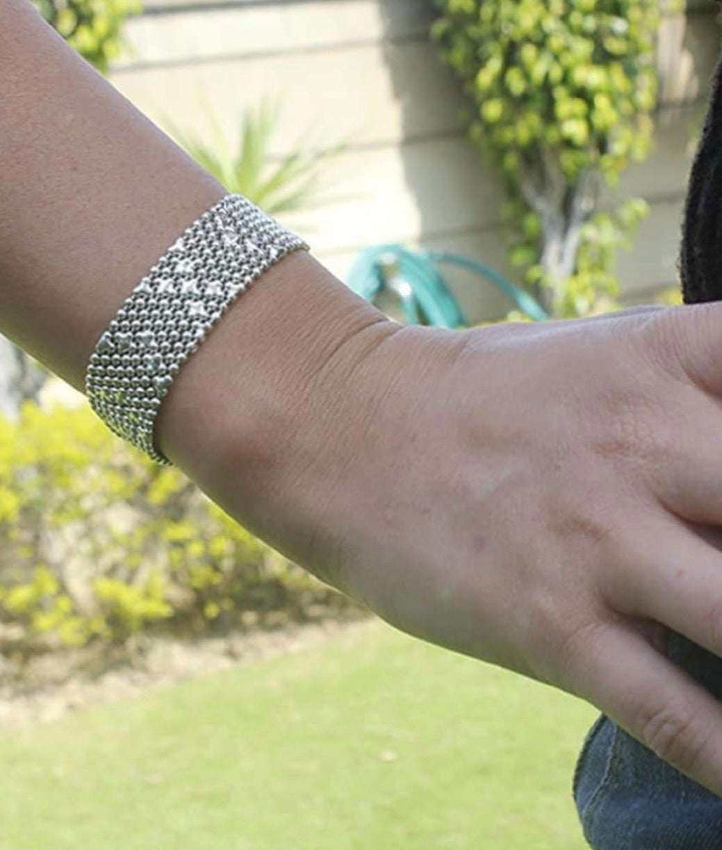 Chain Mail Wrist Cuff Narrow - Silver