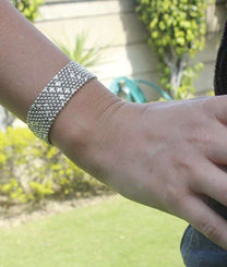 Chain Mail Wrist Cuff Narrow - Silver