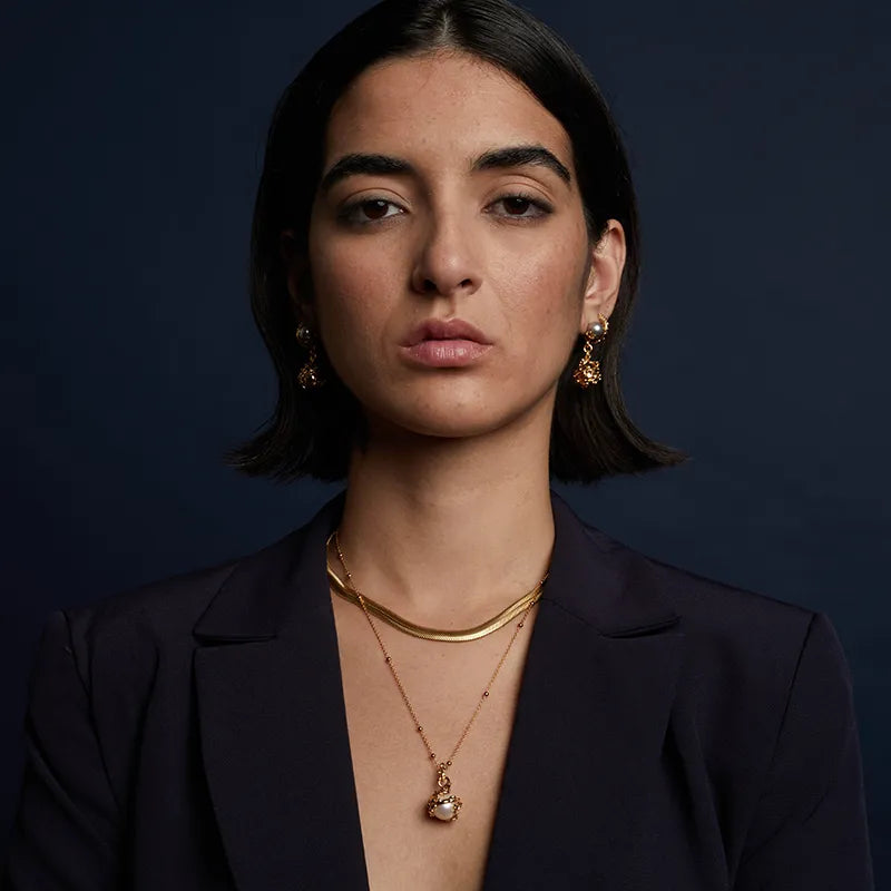 Gold Entwined Fresh Water Pearl Necklace