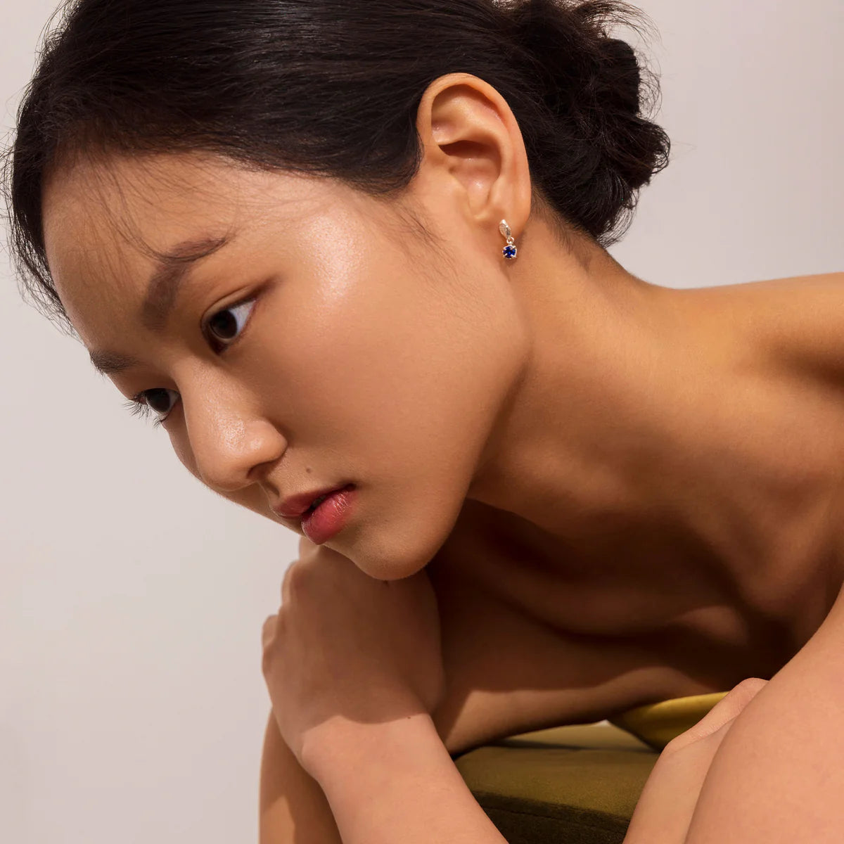 Mini Tota Blue Sapphire Argenti Earrings