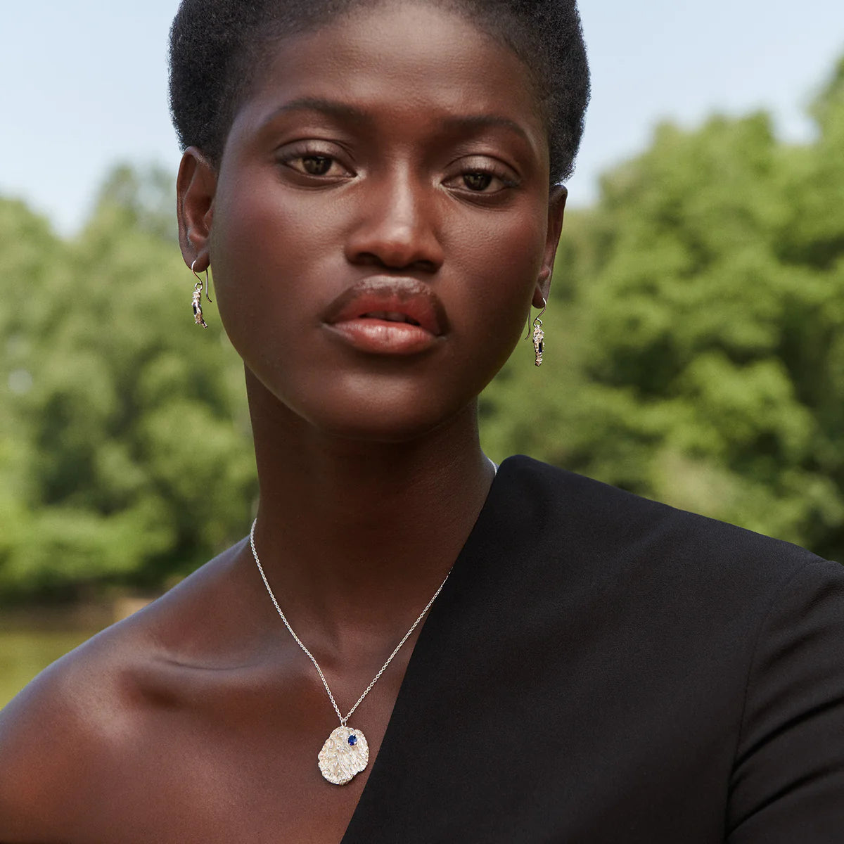 Naoko Sapphire Argenti Earrings