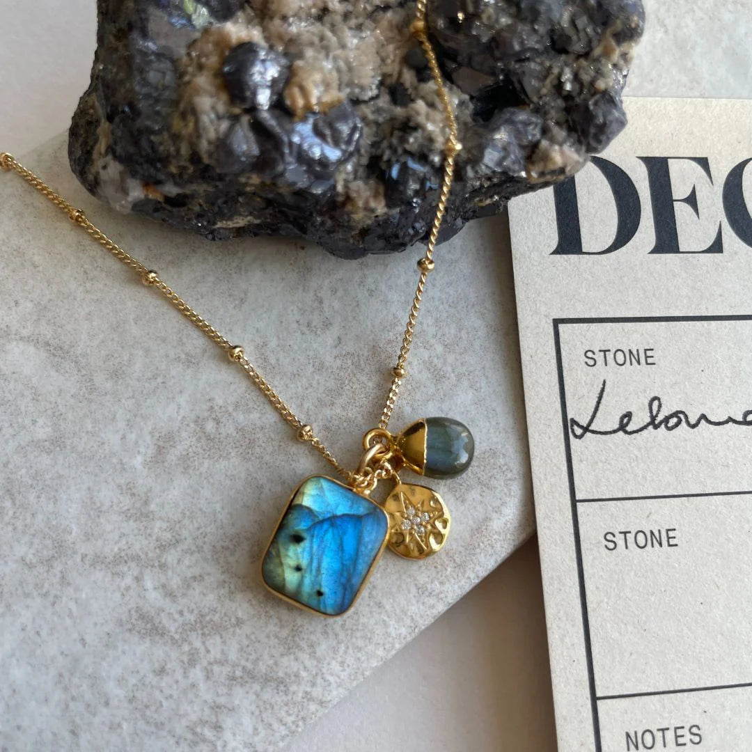 Labradorite Gem Slice Triple Charm Necklace (Gold Plated)24" / Azure Blue