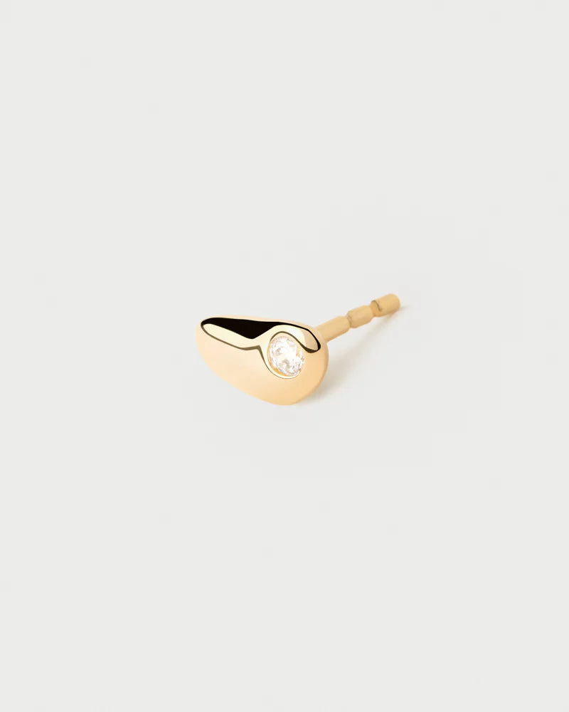 Delta single stud earring