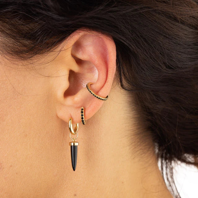 Black Stone Single Ear Cuff